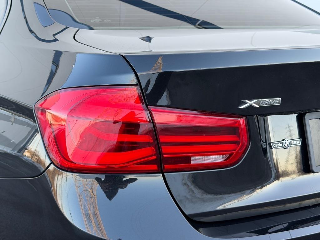 BMW 3-Series 328i xDrive Sedan 2016