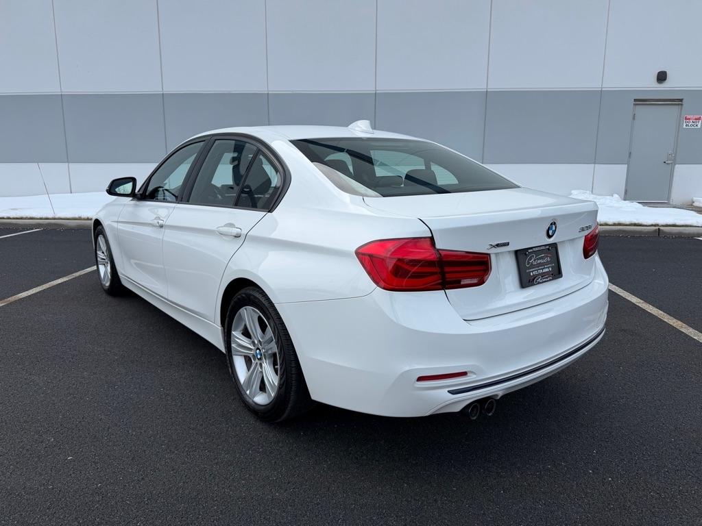 BMW 3-Series 328i xDrive Sedan 2016