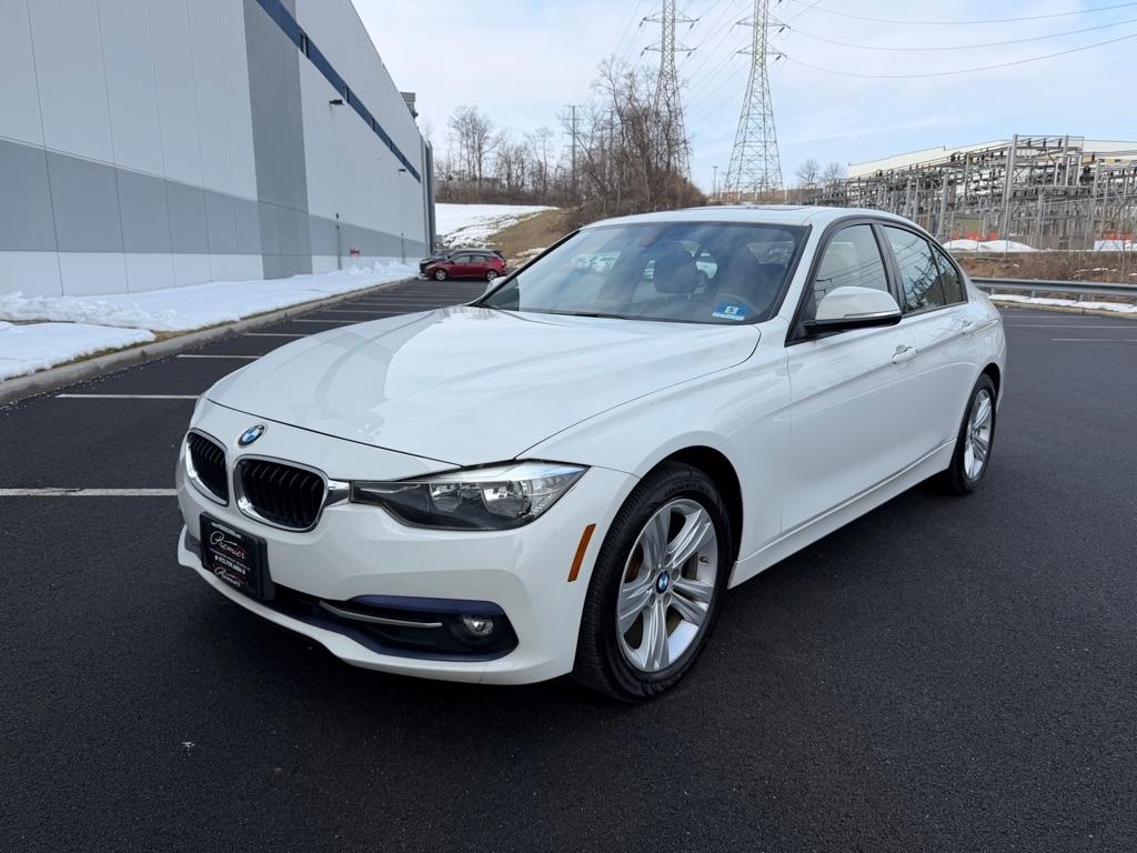 BMW 3-Series 328i xDrive Sedan 2016