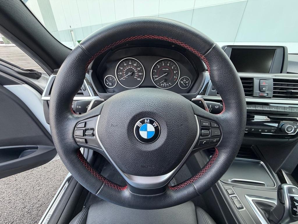 BMW 3-Series 328i xDrive Sedan 2016