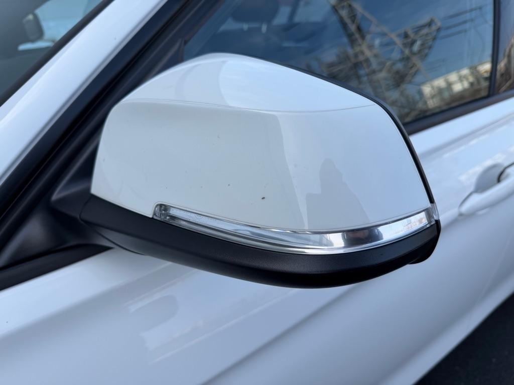 BMW 3-Series 328i xDrive Sedan 2016