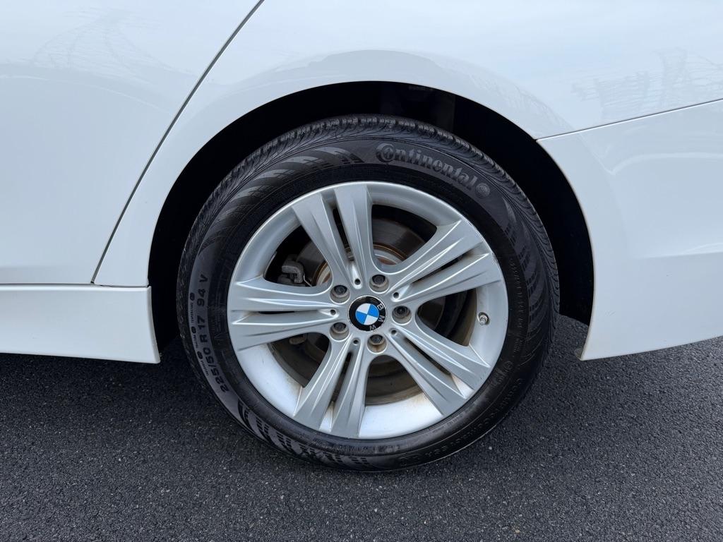 BMW 3-Series 328i xDrive Sedan 2016