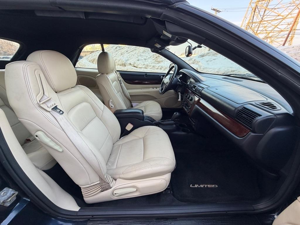 Chrysler Sebring  2002