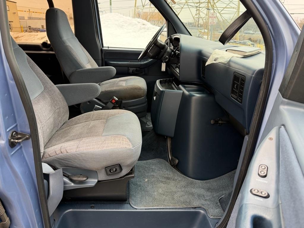 Ford Club Wagon XLT 1996