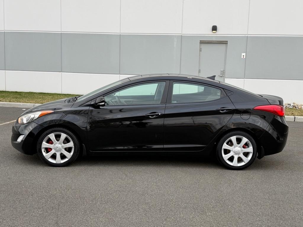 Hyundai Elantra  2013