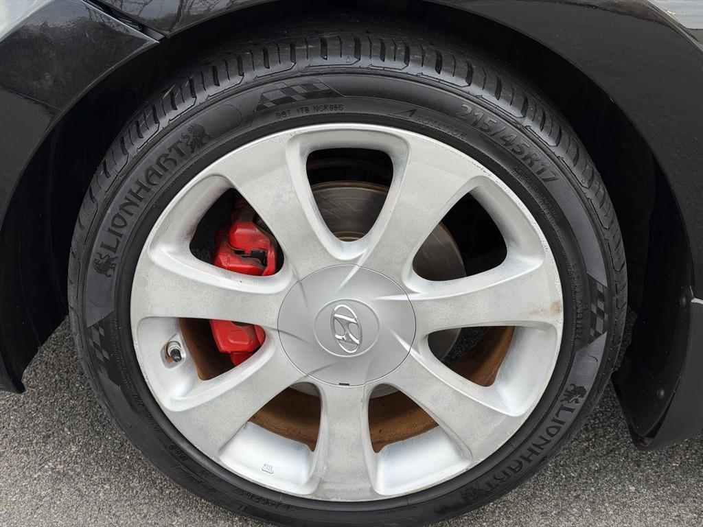 Hyundai Elantra  2013