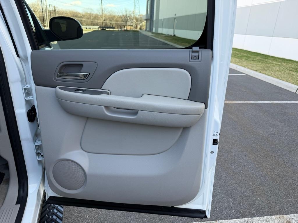 Chevrolet Avalanche  2010