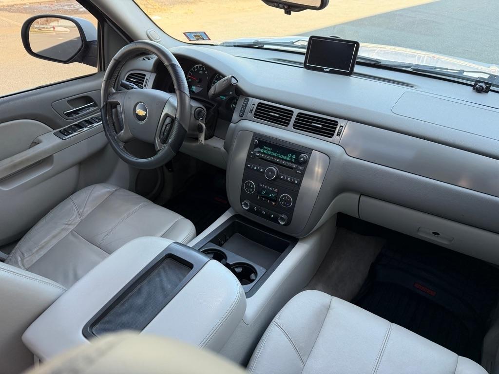 Chevrolet Avalanche  2010