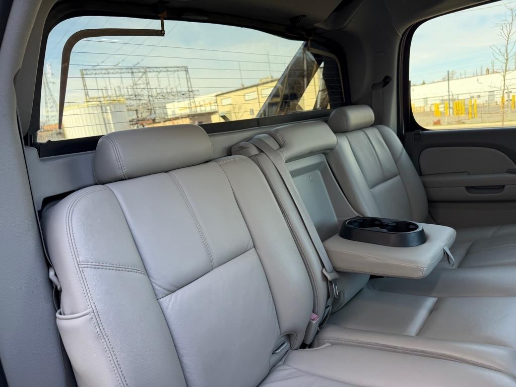 Chevrolet Avalanche  2010