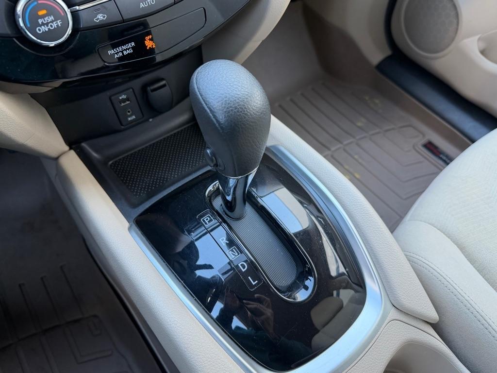 Nissan Rogue SV AWD 2016