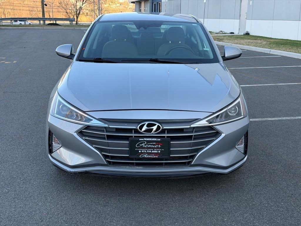 Hyundai Elantra SEL 2020