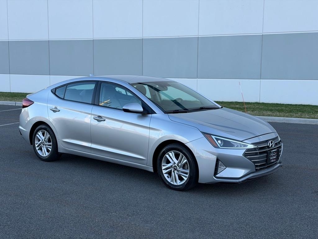 Hyundai Elantra SEL 2020