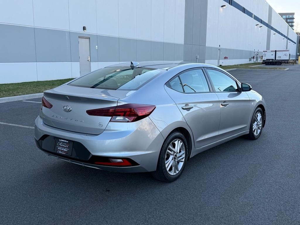 Hyundai Elantra SEL 2020