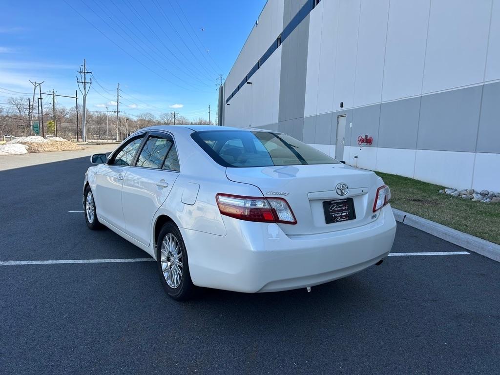 Toyota Camry Hybrid Sedan 2007