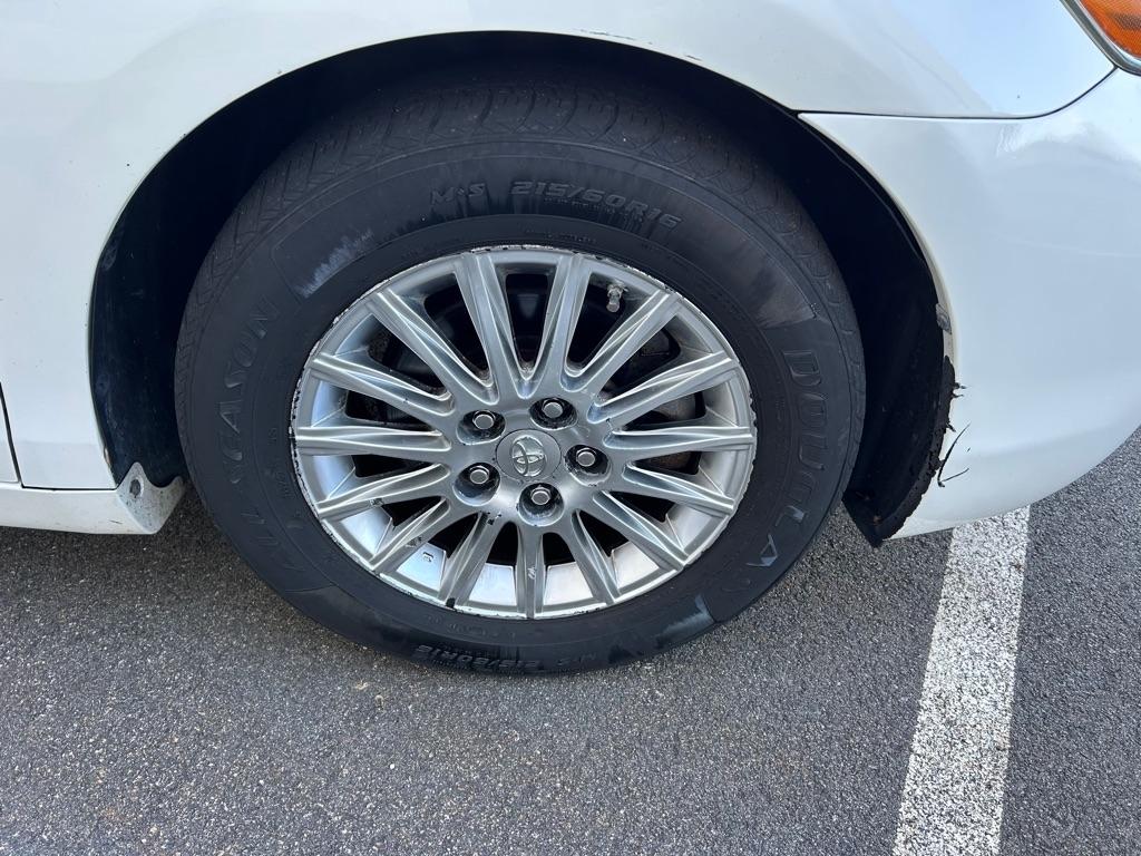 Toyota Camry Hybrid Sedan 2007