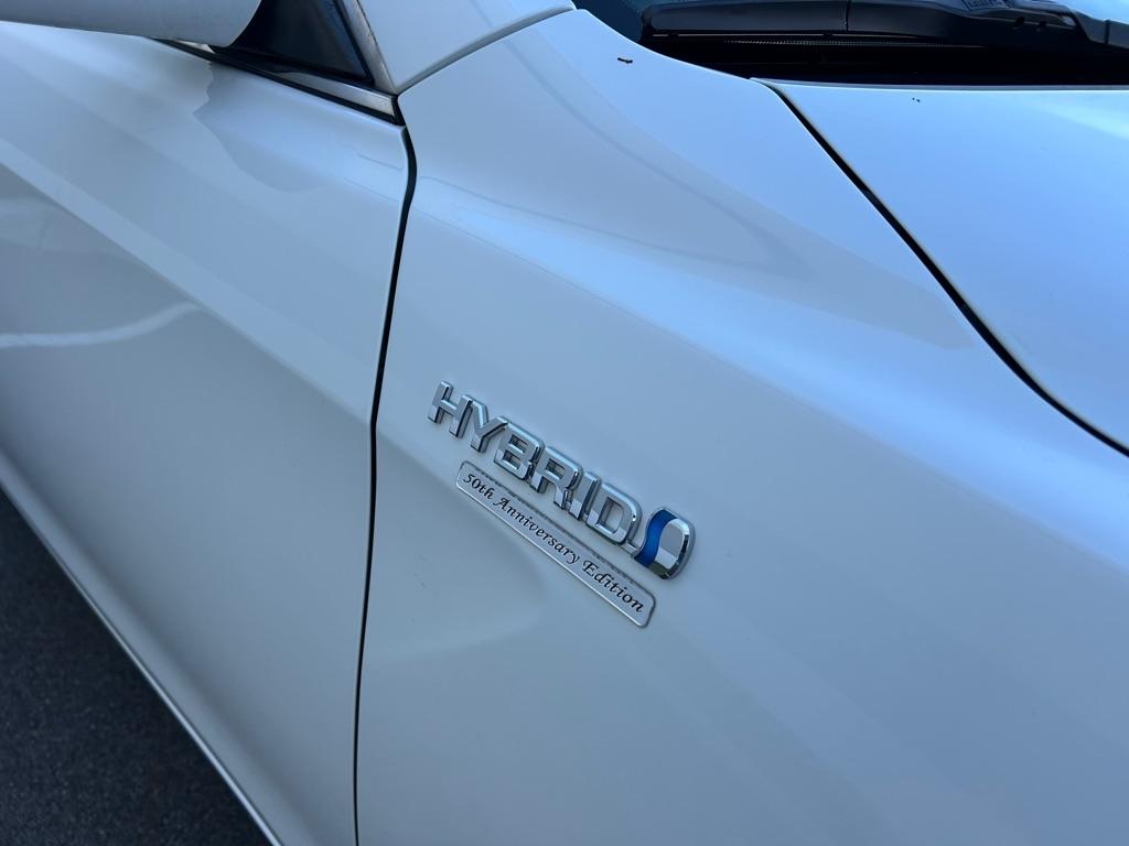 Toyota Camry Hybrid Sedan 2007