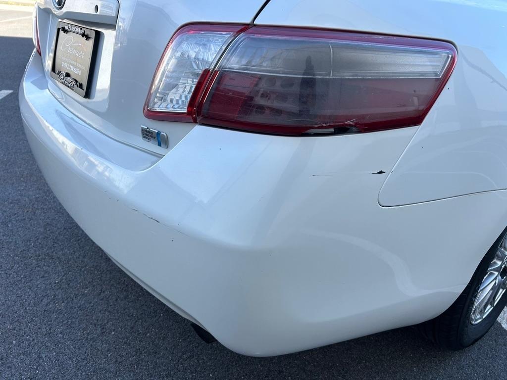 Toyota Camry Hybrid Sedan 2007