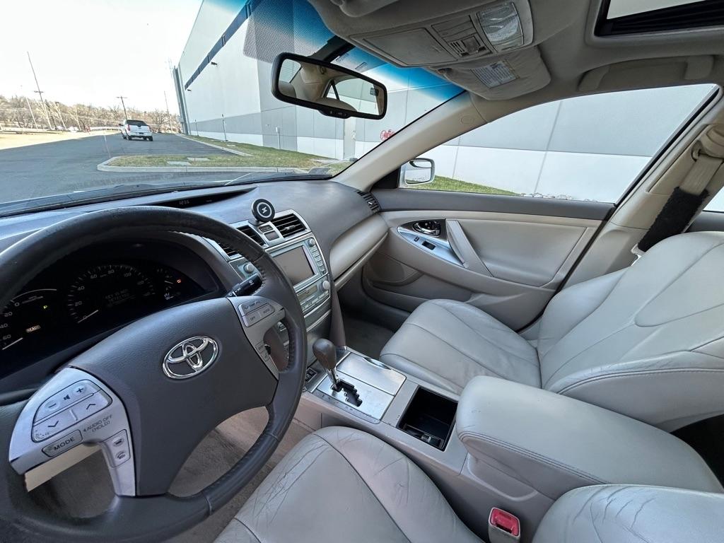 Toyota Camry Hybrid Sedan 2007
