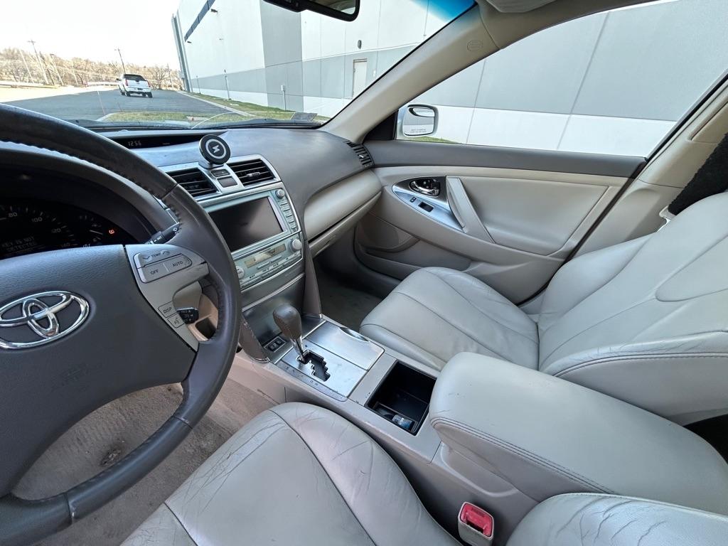 Toyota Camry Hybrid Sedan 2007