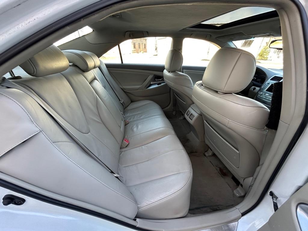 Toyota Camry Hybrid Sedan 2007