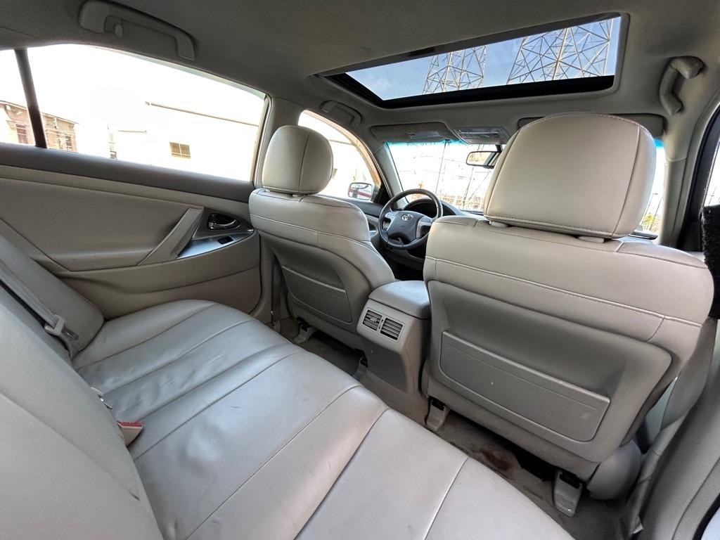 Toyota Camry Hybrid Sedan 2007