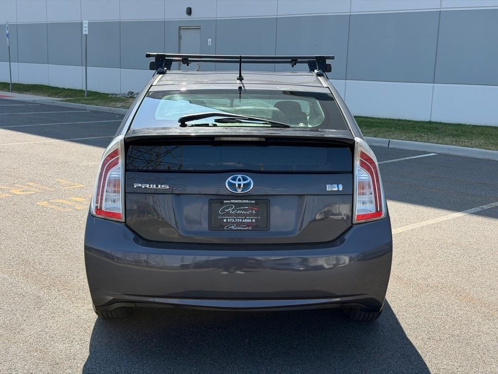 Toyota Prius  2014