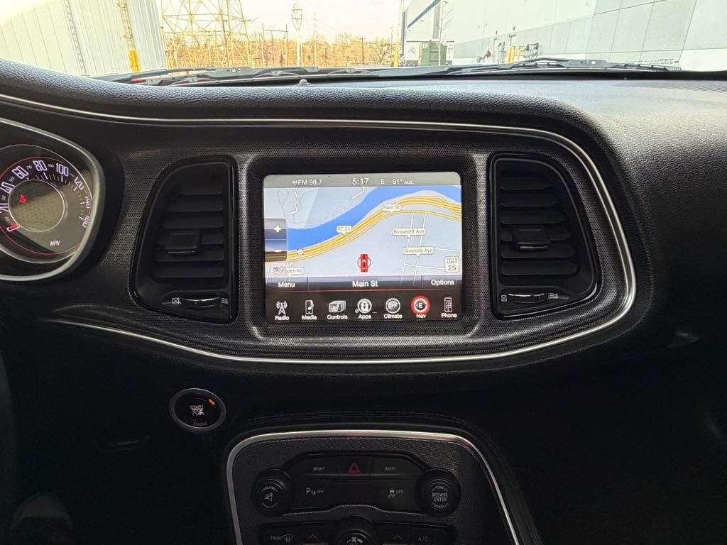 Dodge Challenger SXT Plus 2D Coupe 2016