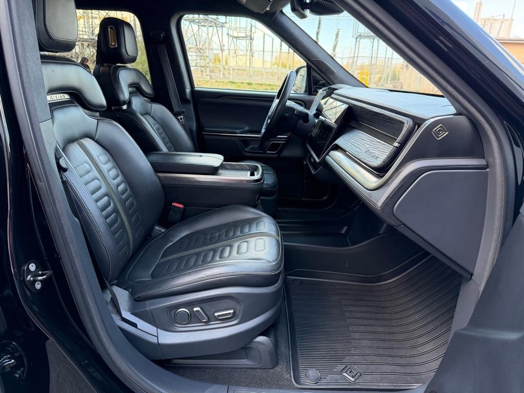 Rivian R1T Adventure 2022