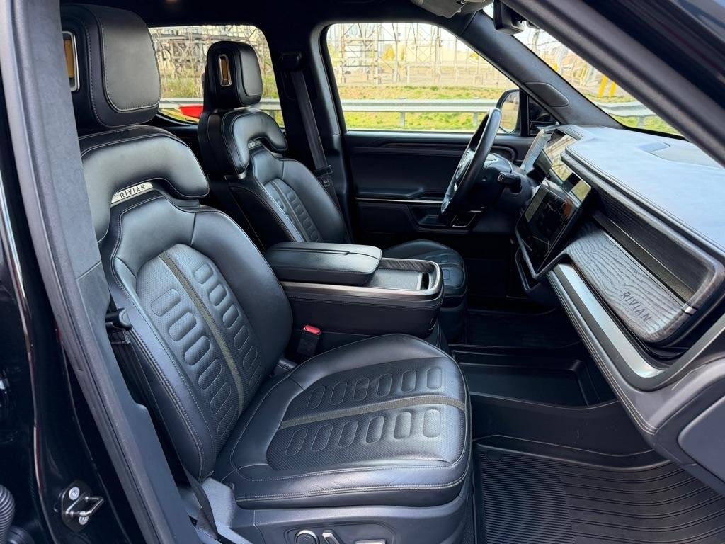 Rivian R1T Adventure 2022