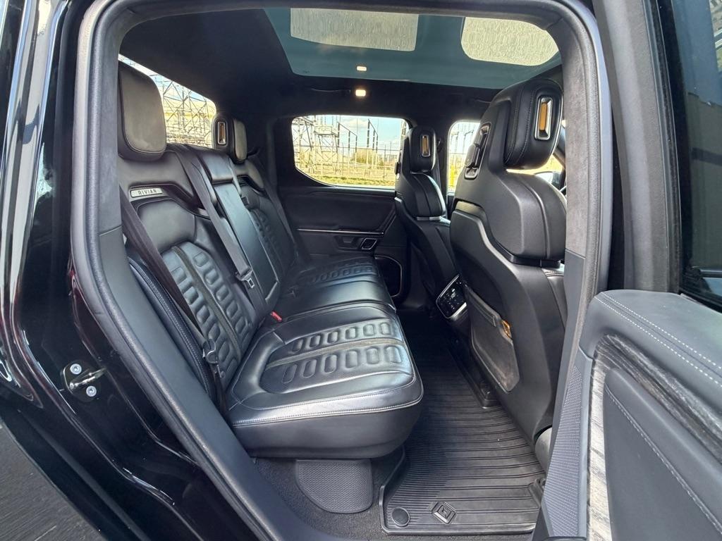 Rivian R1T Adventure 2022