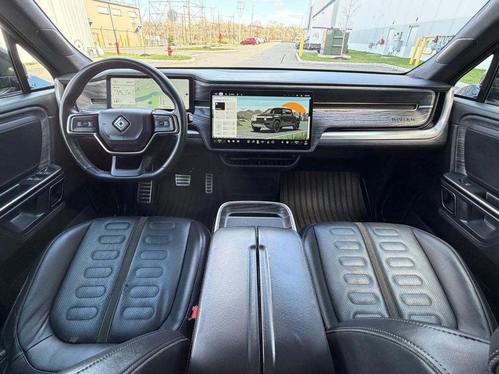 Rivian R1T Adventure 2022