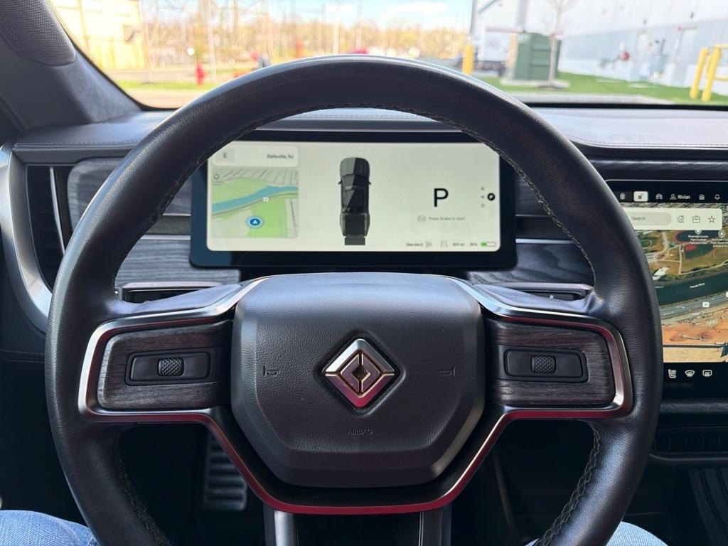 Rivian R1T Adventure 2022