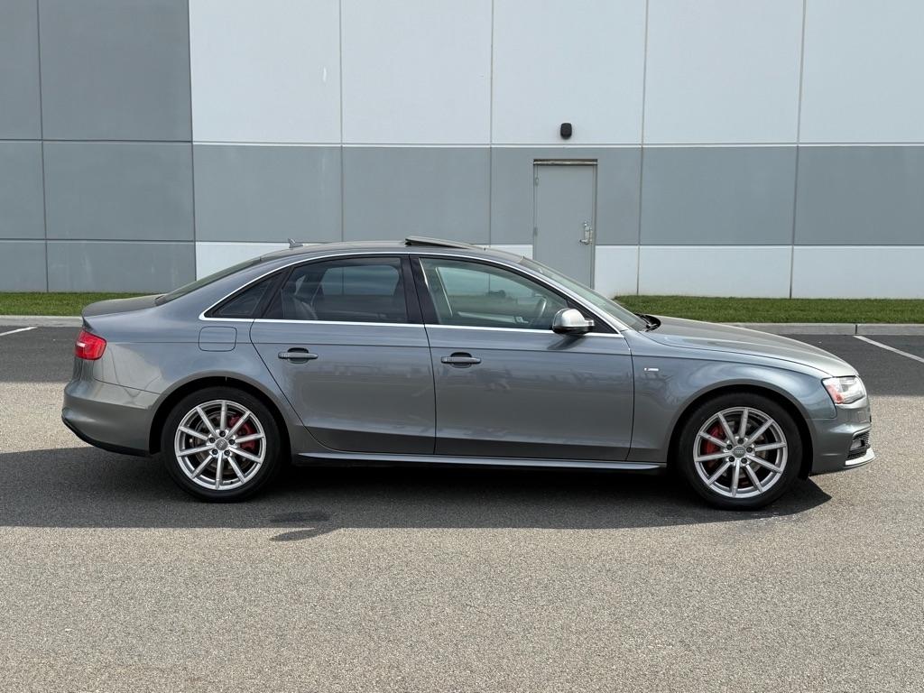 Audi A4  2014