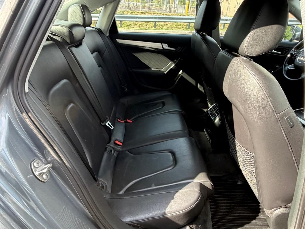 Audi A4  2014