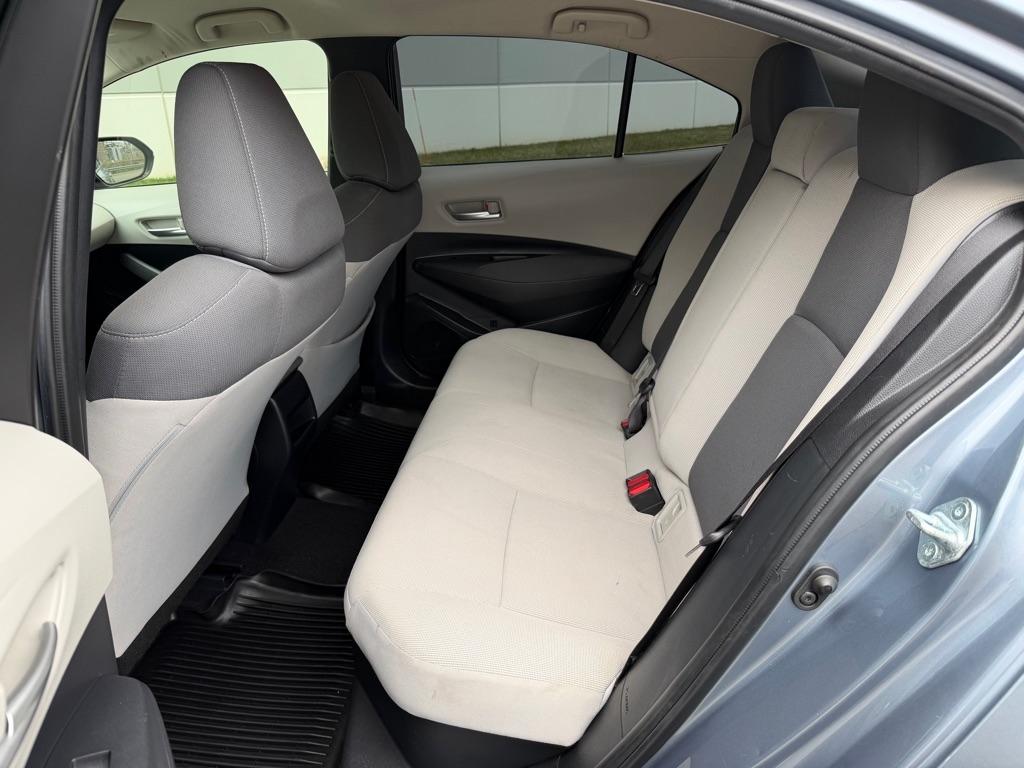 Toyota Corolla LE Hybrid 2021