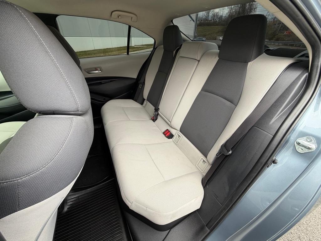 Toyota Corolla LE Hybrid 2021