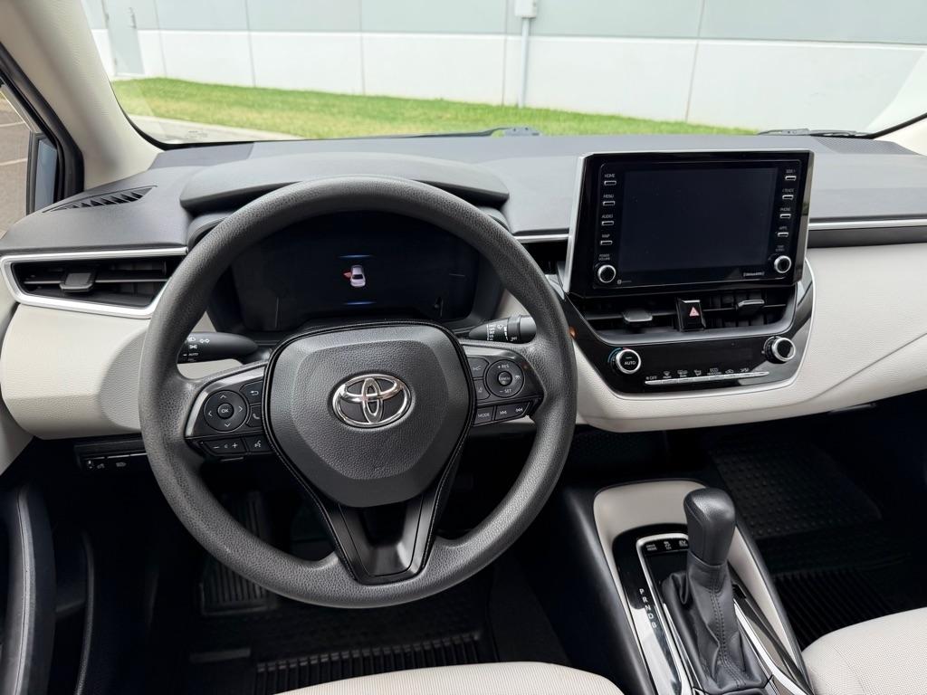 Toyota Corolla LE Hybrid 2021
