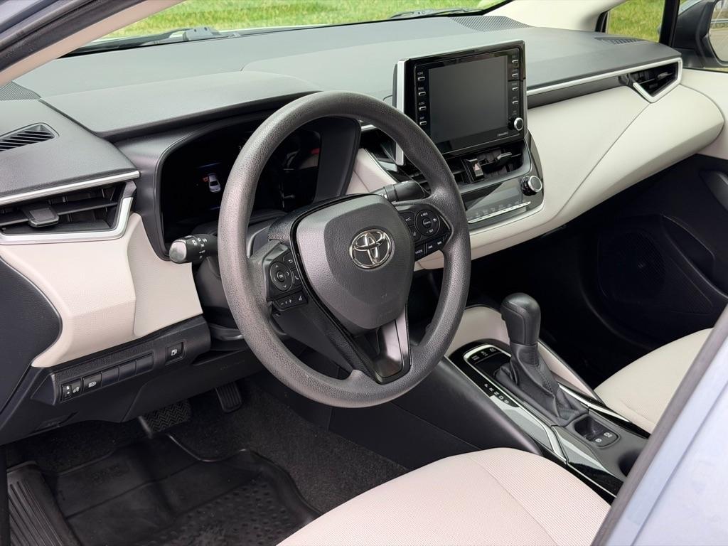 Toyota Corolla LE Hybrid 2021
