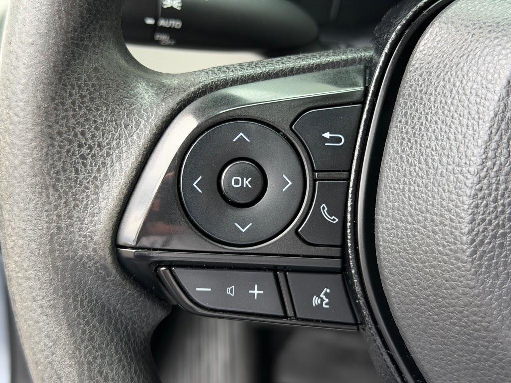 Toyota Corolla LE Hybrid 2021