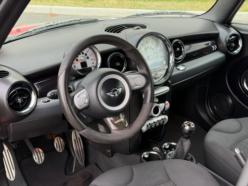 MINI Clubman John Cooper Works 2009