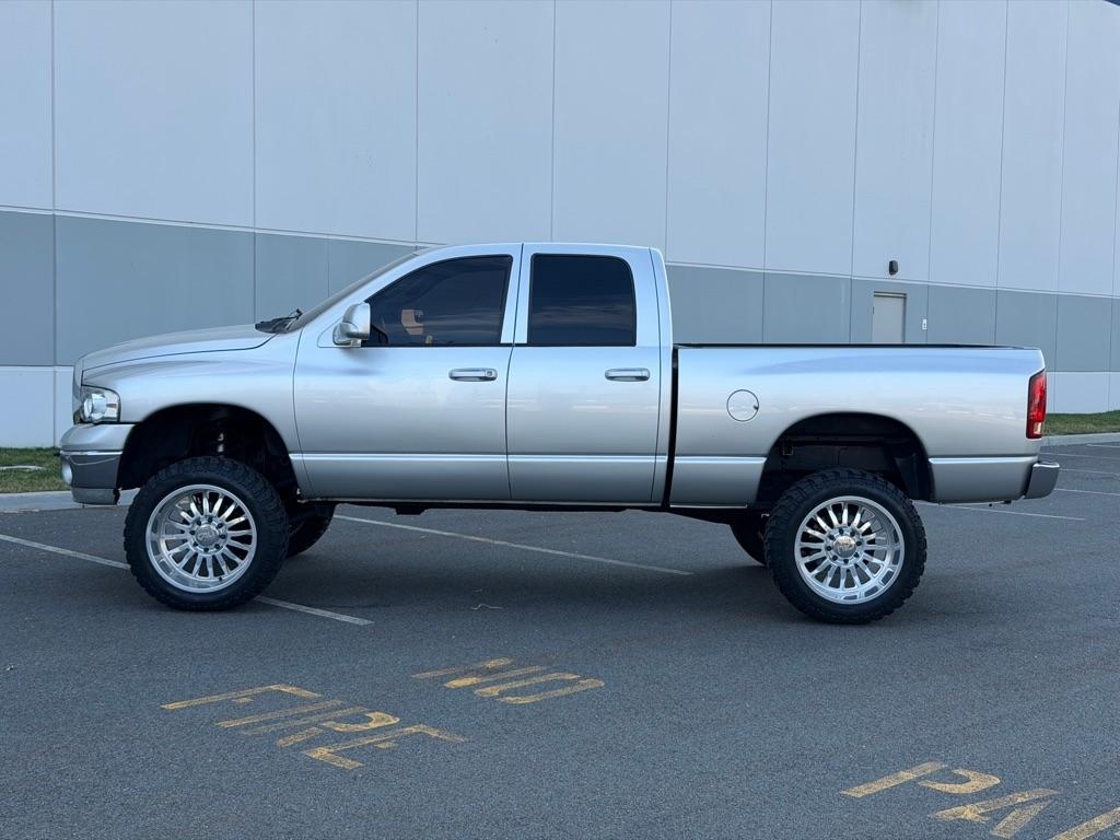 Dodge Ram 2500 4dr Quad Cab 160.5" WB 4WD ST 2004