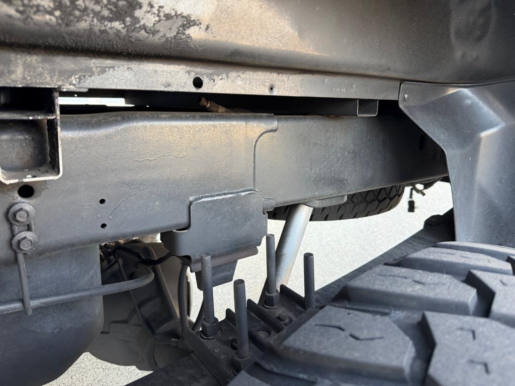 Dodge Ram 2500 4dr Quad Cab 160.5" WB 4WD ST 2004