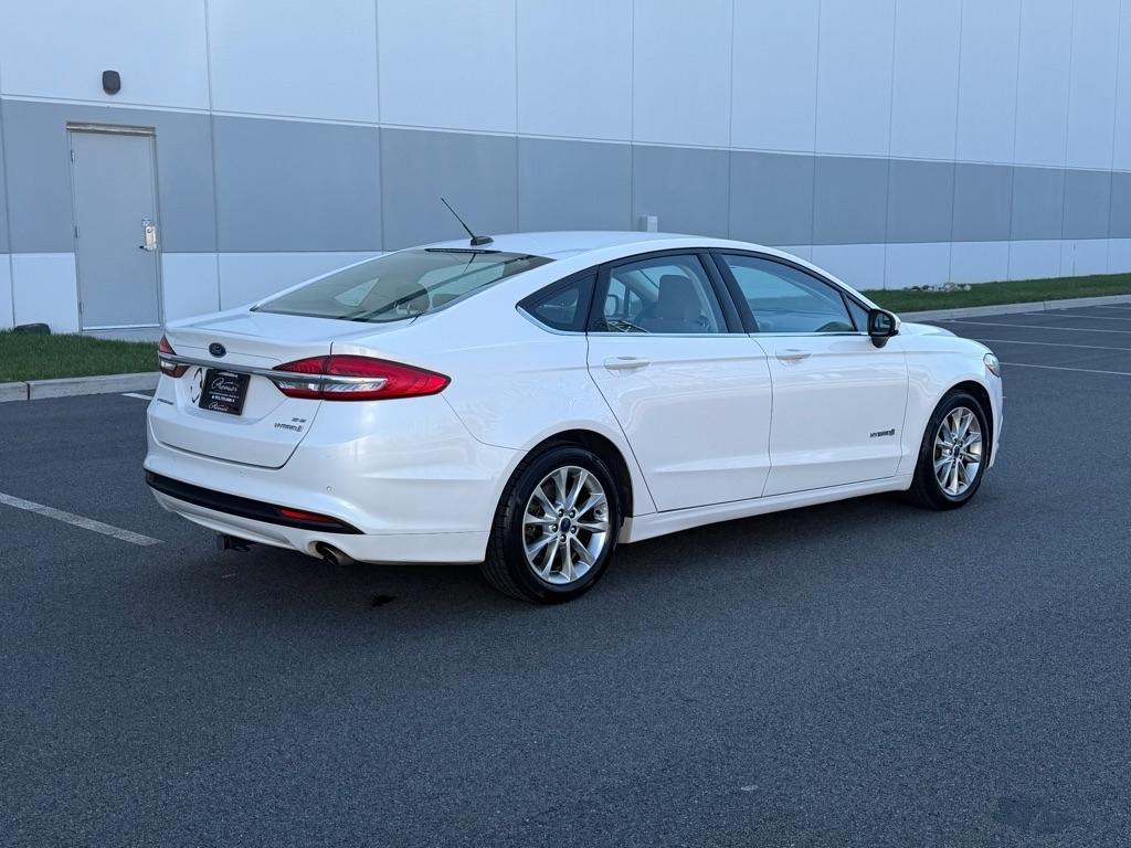 Ford Fusion Hybrid  2017