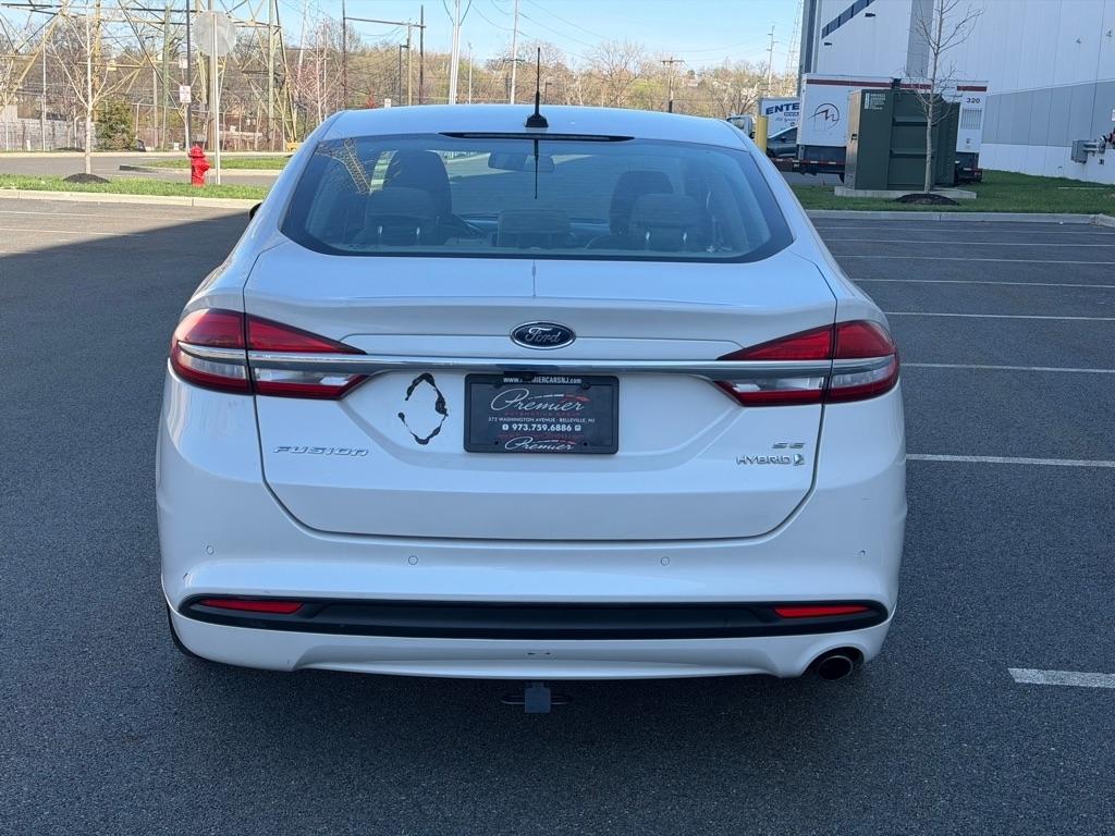 Ford Fusion Hybrid  2017