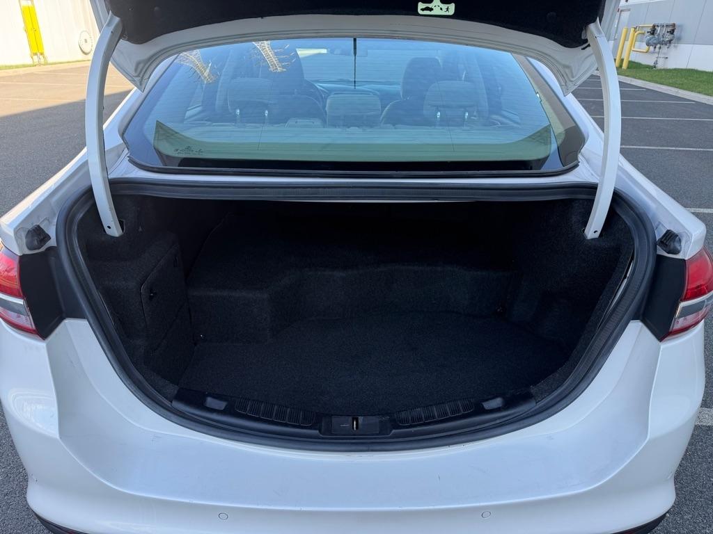 Ford Fusion Hybrid  2017