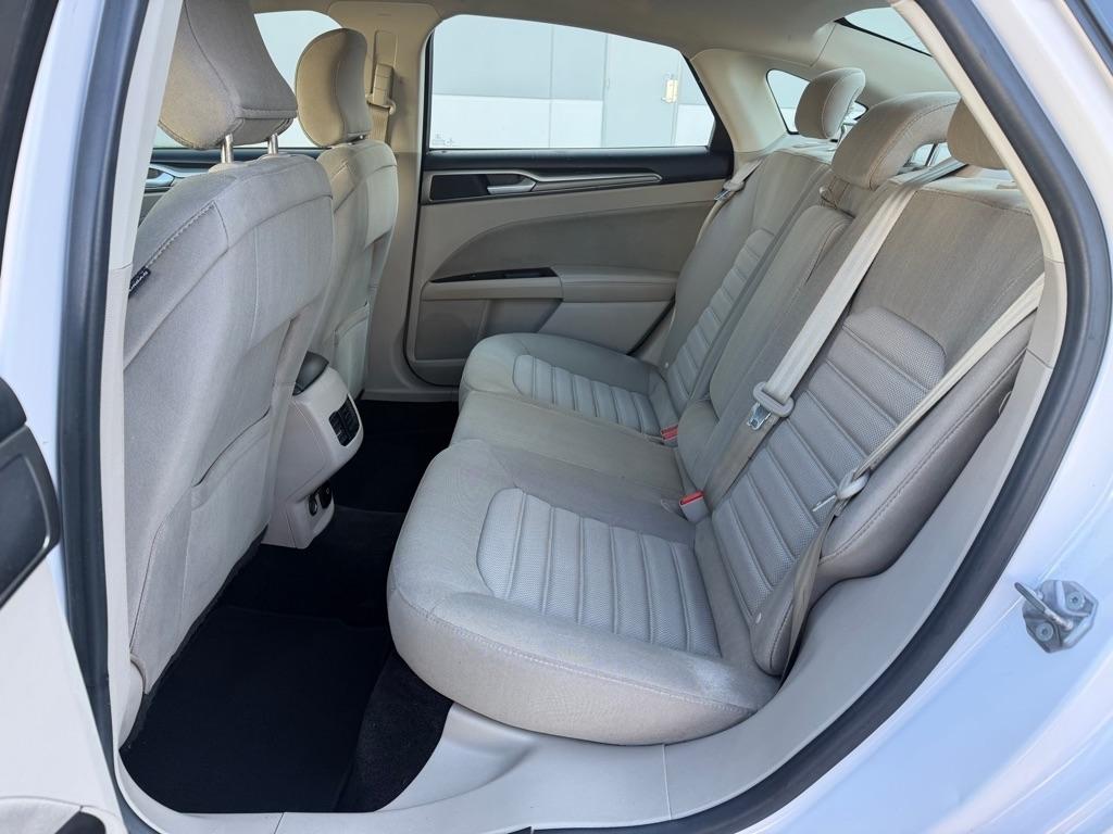 Ford Fusion Hybrid  2017