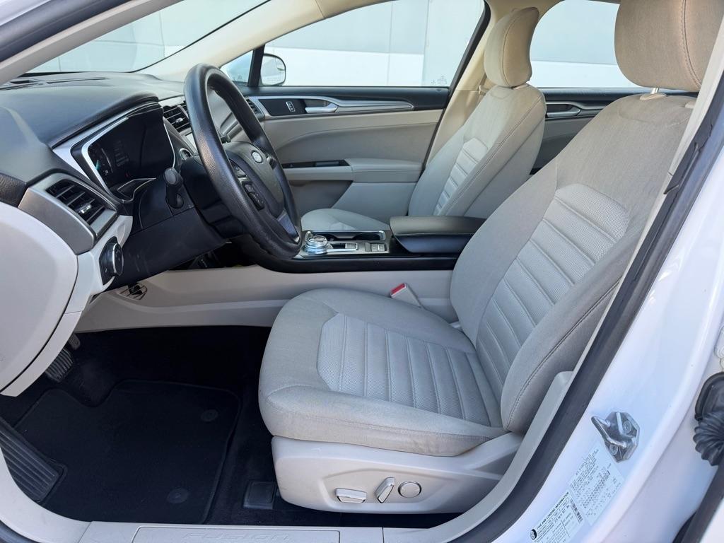 Ford Fusion Hybrid  2017