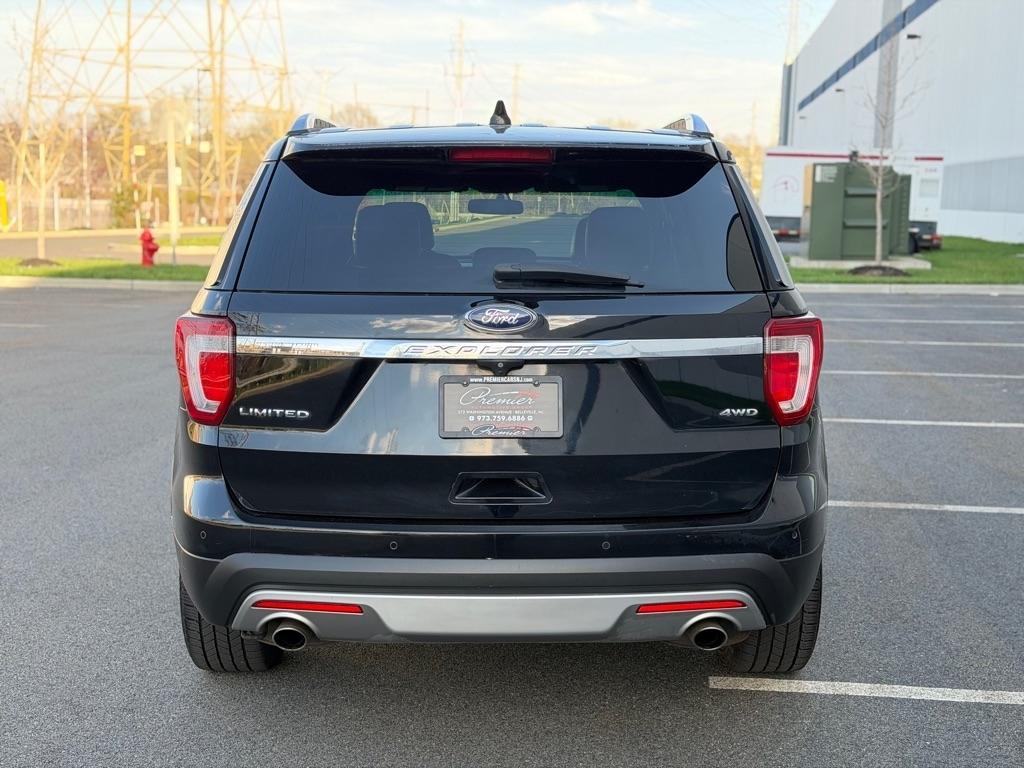 Ford Explorer Limited 4WD 2016