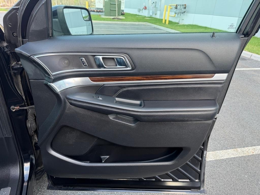 Ford Explorer Limited 4WD 2016