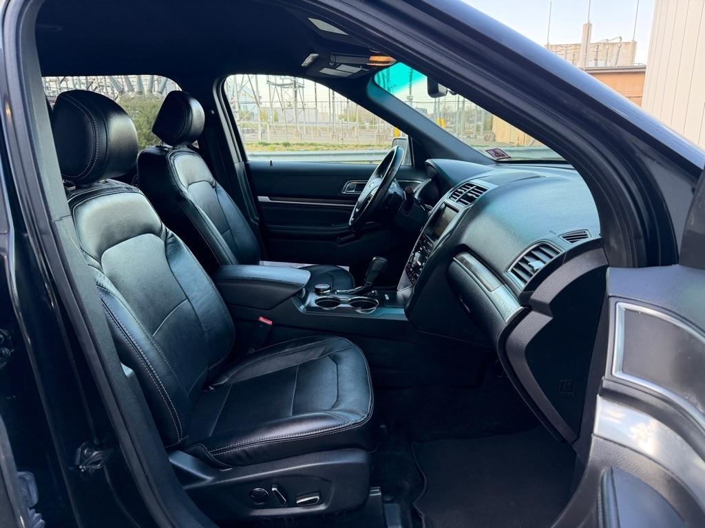 Ford Explorer Limited 4WD 2016